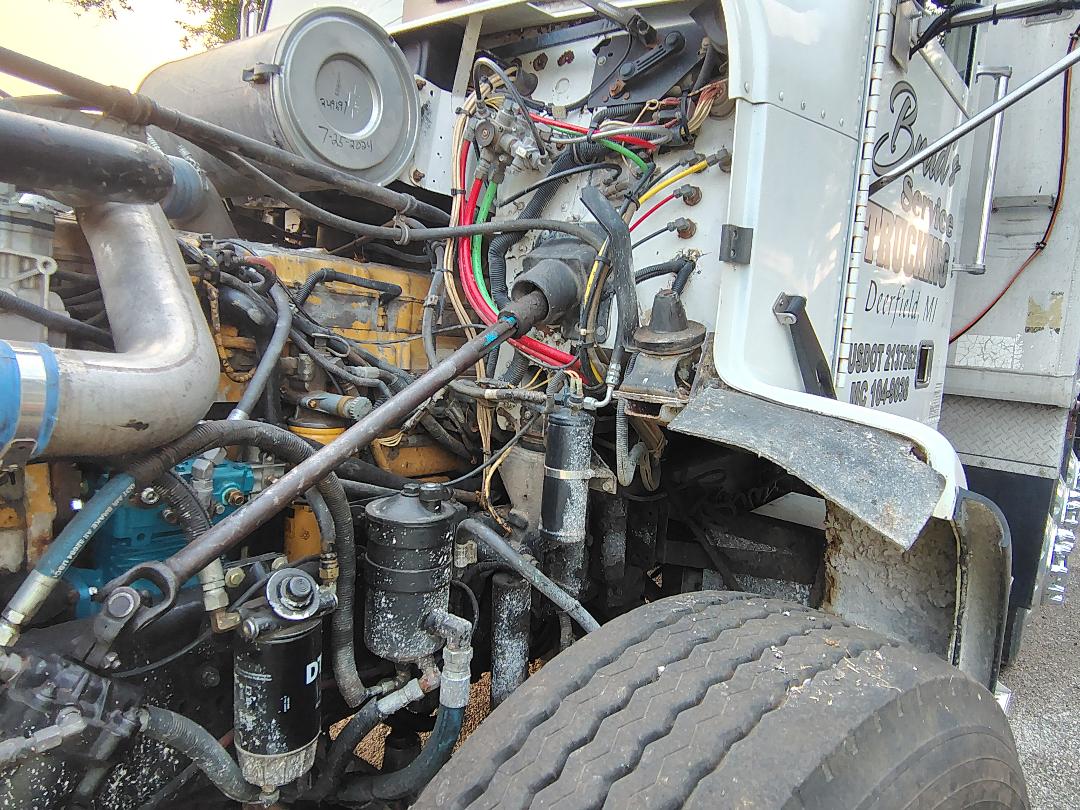 1999 FREIGHTLINER 5-Axle - Image 39